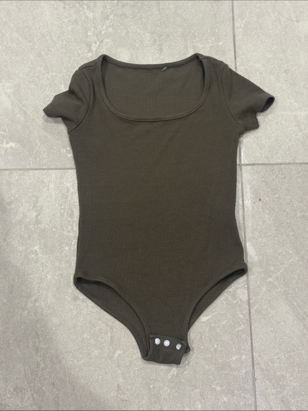 SHEIN Olive Ribbed Short Sleeve Bodysuit